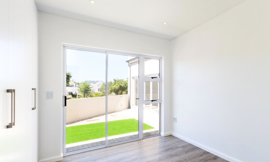 2 Bedroom Property for Sale in Villa Diamante Western Cape